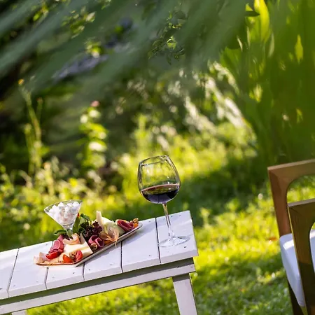 Etenna Beach Bungalows Bed & Breakfast