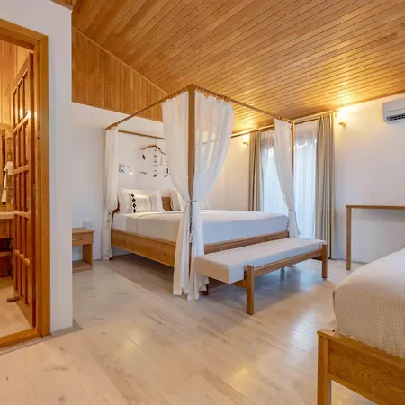 Etenna Beach Bungalows