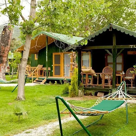 住宿加早餐酒店 Etenna